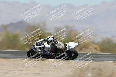 media/Apr-20-2025-CVMA (Sun) [[39090e8767]]/Race 9-Formula LW Twins Shootout/